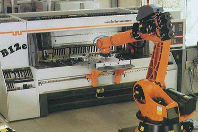 六轴自动折弯机器人 引领钣金加工迈向全方位自动化新纪元